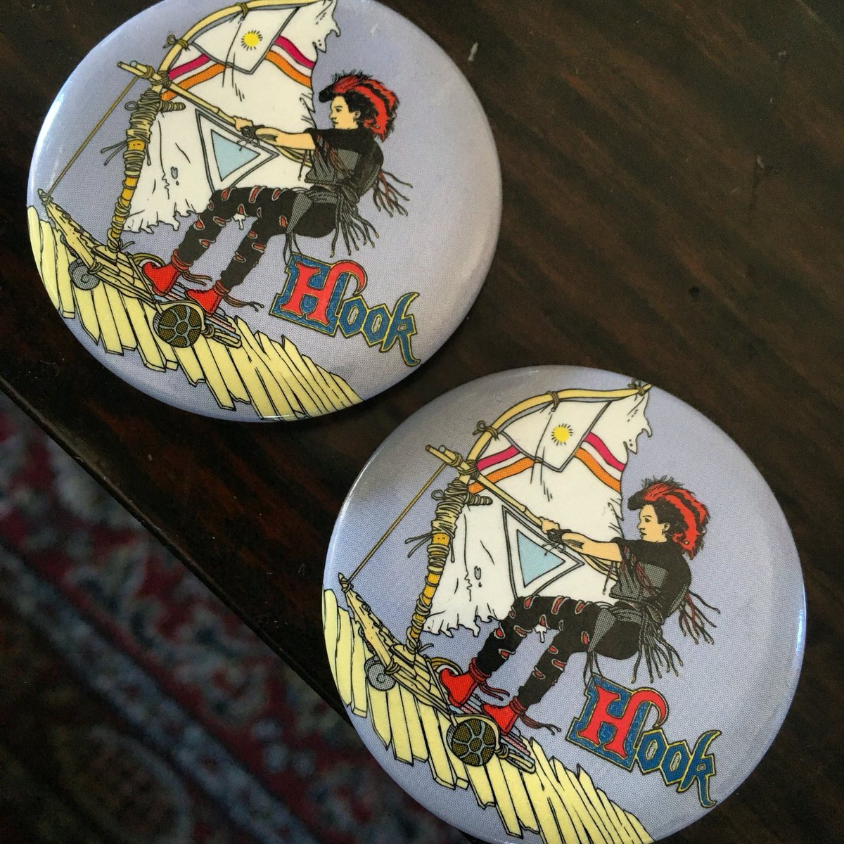 RT @dantebasco: #TBT Got this from @jvhart #Rufio buttons from back in the day! Even gave me an extra one to give to a fan!  #Hook https://…
