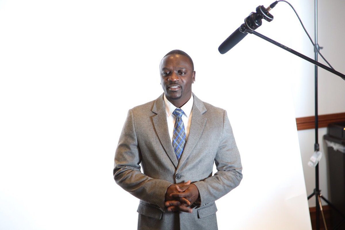 RT @FreeEnterprise: A behind-the-scenes look at our interview w/ @Akon talking about his energy project in #Africa - @AkonLighting https://…