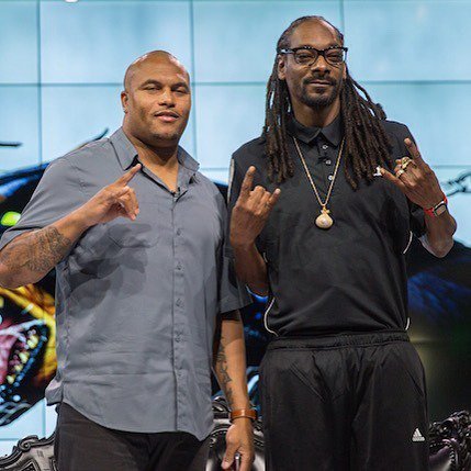 my man @antoniopierce on new #TurfdUp !! watch it: https://t.co/fI7DC87oUt ???????????????? https://t.co/0jAlYpSUxK