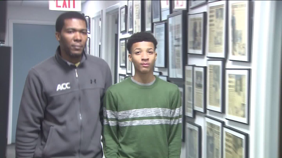 mta bridge tunnel officer allegedly punched 13 year old boy in the bridge and tunnel officer