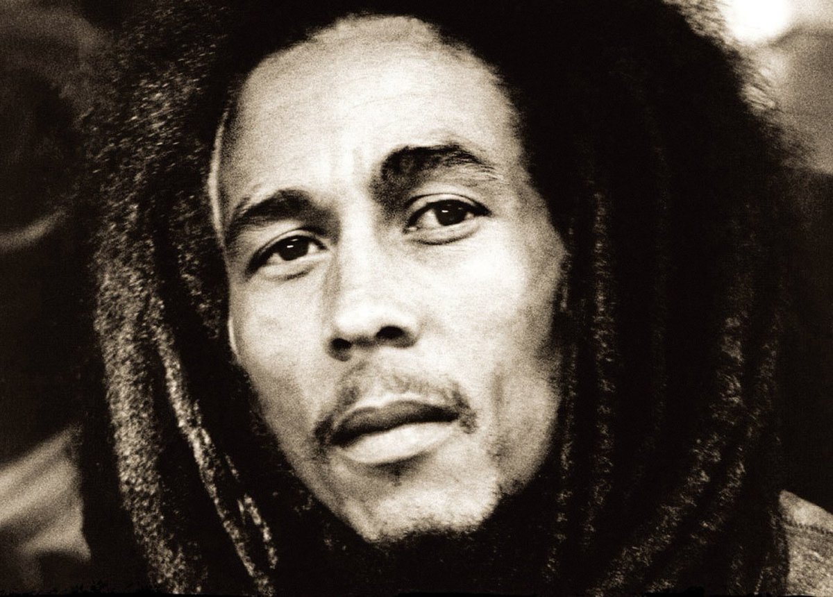 Il y a 71 ans naissait le chanteur jamaïcain de reggae bob marley, il est décédé le 11 mai 1981