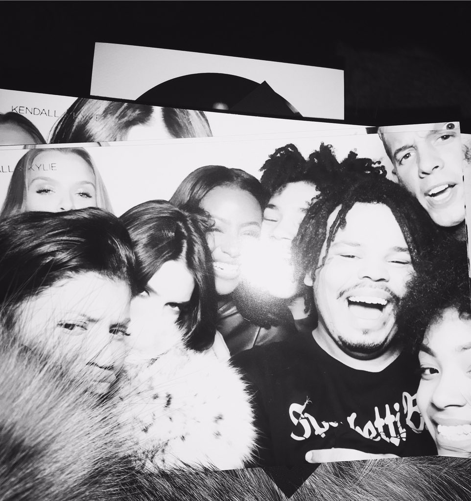Kendall+Kylie squad https://t.co/EyQNMrjXbG