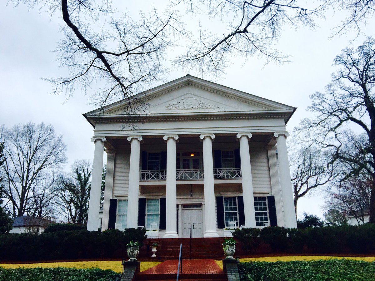 RT @ExploreGeorgia: Do you recognize this house from a famous movie? Hint: @RWitherspoon starred in it! #ExploreGeorgia https://t.co/NvLNV4…