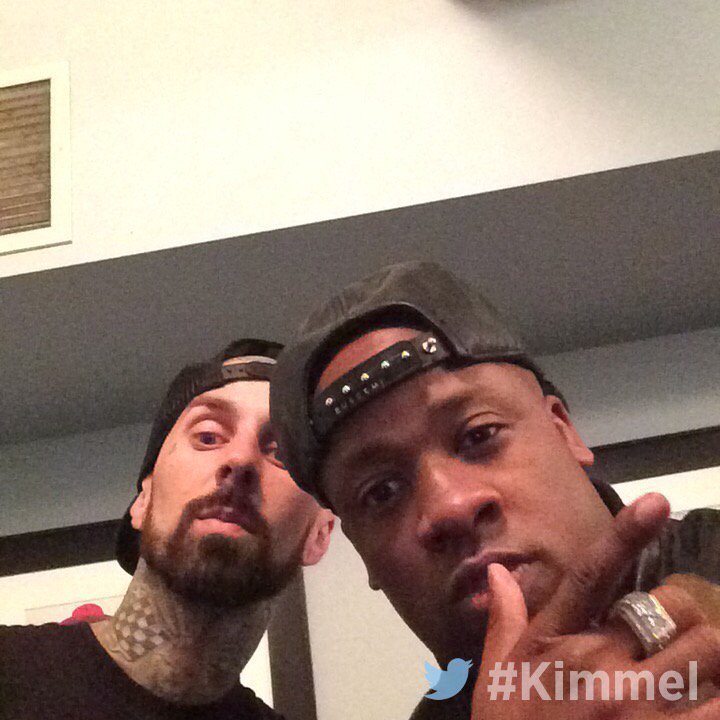 RT @JimmyKimmelLive: Backstage at #Kimmel - NEW show tonight with @YoGottiKOM & @TravisBarker #TheArtOfHustle 11:35|10:35c #ABC https://t.c…