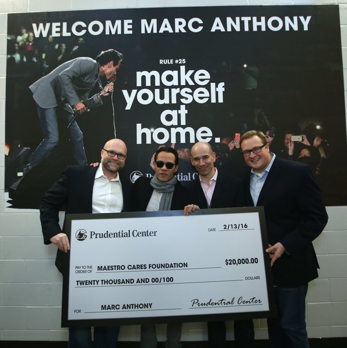 RT @PruCenter: Thank you @MarcAnthony for last night's SOLD-OUT performance #LIVEatPruCenter! https://t.co/GLFD8CPoUs