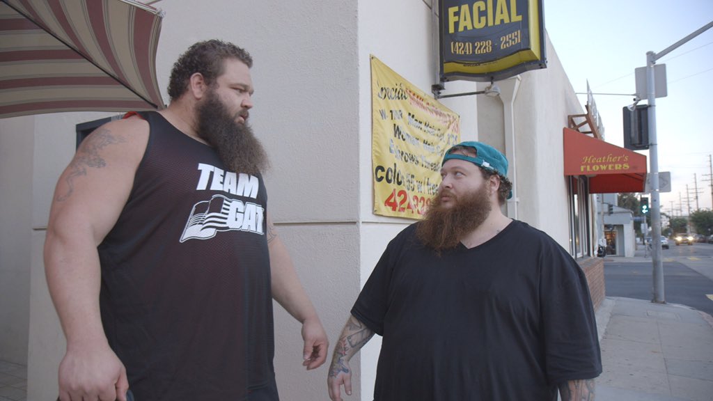 RT @RobertOberst: Just kicking it with my boy @ActionBronson trying to figure out who's beard is better. https://t.co/WuaGKB87pp