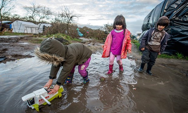 Join me in urging @David_Cameron to help the children of Calais. Sign here https://t.co/kloWRlcu85 #refugeeswelcome https://t.co/sMf8RE2nM7