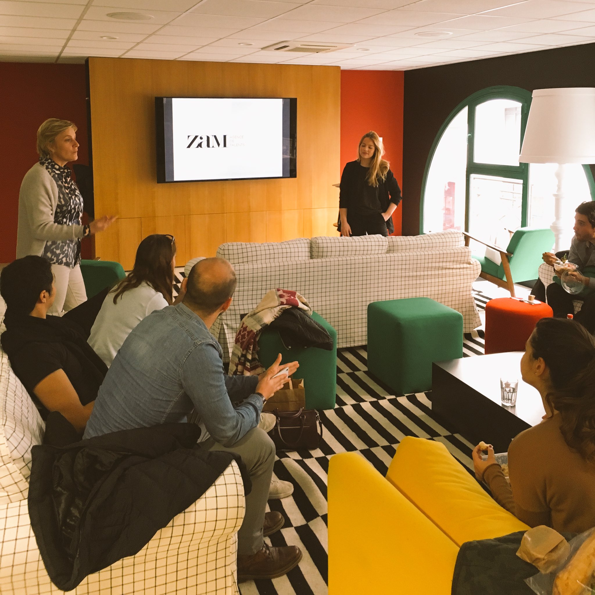 Aujourd'hui nous accueillons @zamagency pour un Lunch & Learn spécial micro-endorsement 😀 https://t.co/KoRsOCV6Tk