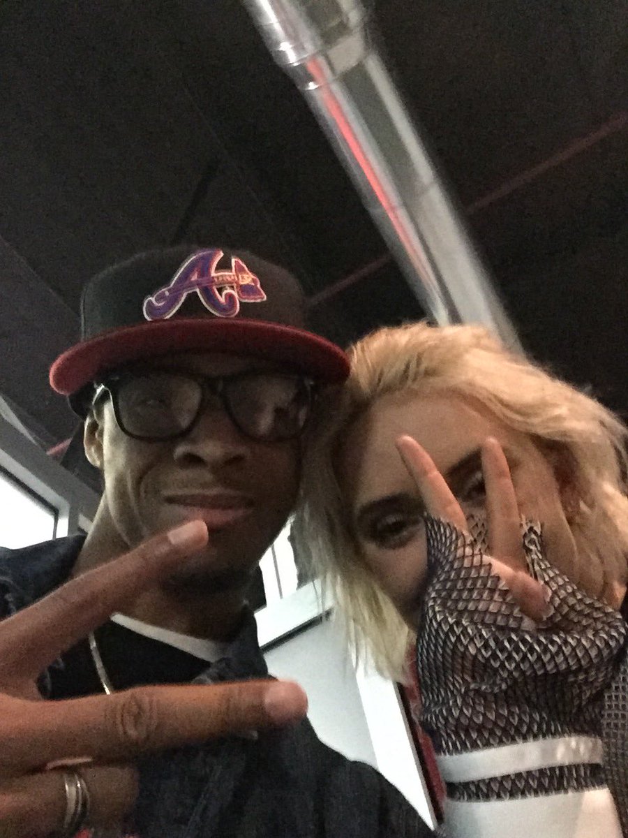 RT @Jack_Moves: Last night faded. ???? Got to kick it w/ @YesJulz for #1AMVibes #RedDiamonds ???? #YesJulz https://t.co/FTCvMvkkNh