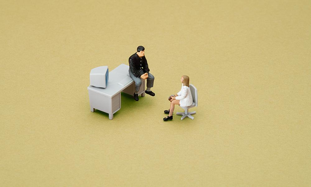 RT @guardianweekend: Ask @Alanis Morissette: my friend has become my boss. Will it work? https://t.co/RoBlssPWgm https://t.co/GChYXiLOdT