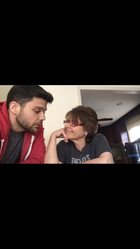 Today on @B4BPodcast Mom returns to the show. Also I bet her she can't do 4 push-ups. https://t.co/b8J3td7YaS https://t.co/4vp1U13v85