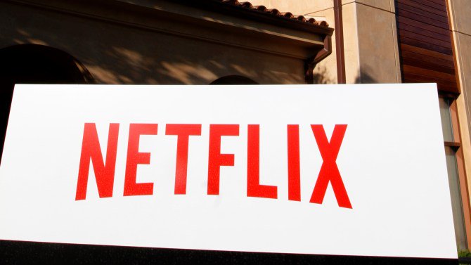 RT @CreativeFuture: Netflix is investigating how it could incorporate #VirtualReality into its lineup https://t.co/wmYr0Slcsm https://t.co/…