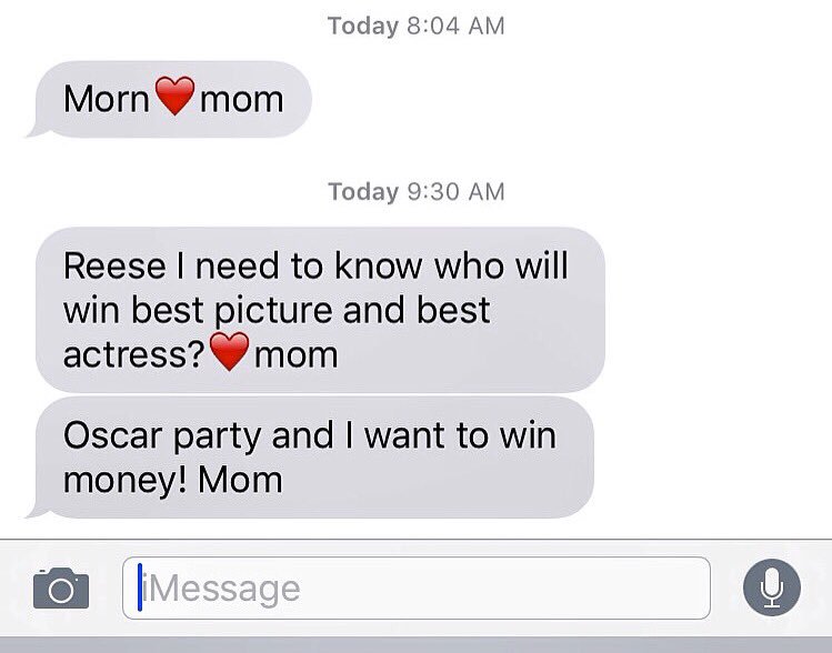 Gotta love #TextsFromMom...Anyone know?! ???????????????? #Oscars https://t.co/RQNFyPHIhc