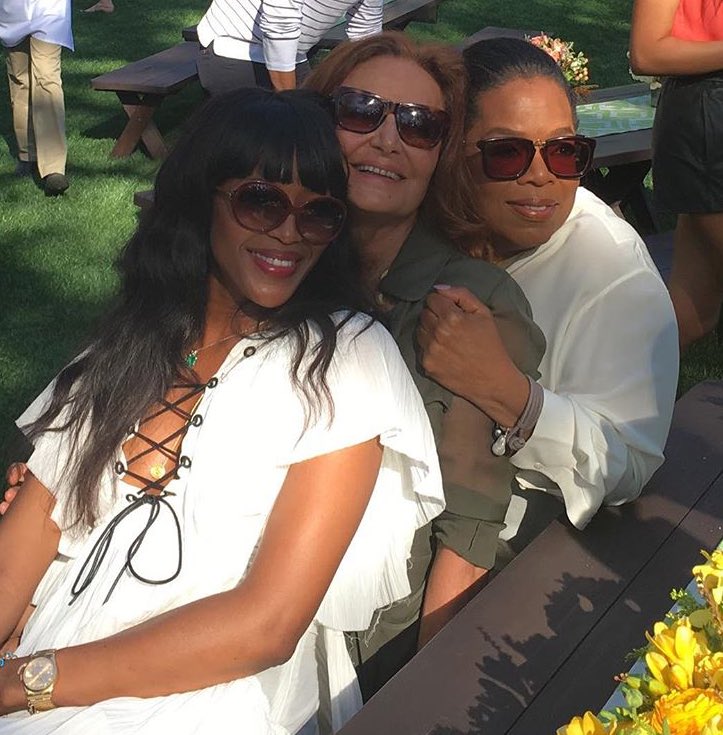 .@DVF @Oprah loved being with you both #beauitifulday #goodtimes #icons #oscarweekend #2016 #barrydillard ???????????????????????????????????? https://t.co/AhTO7xGTog