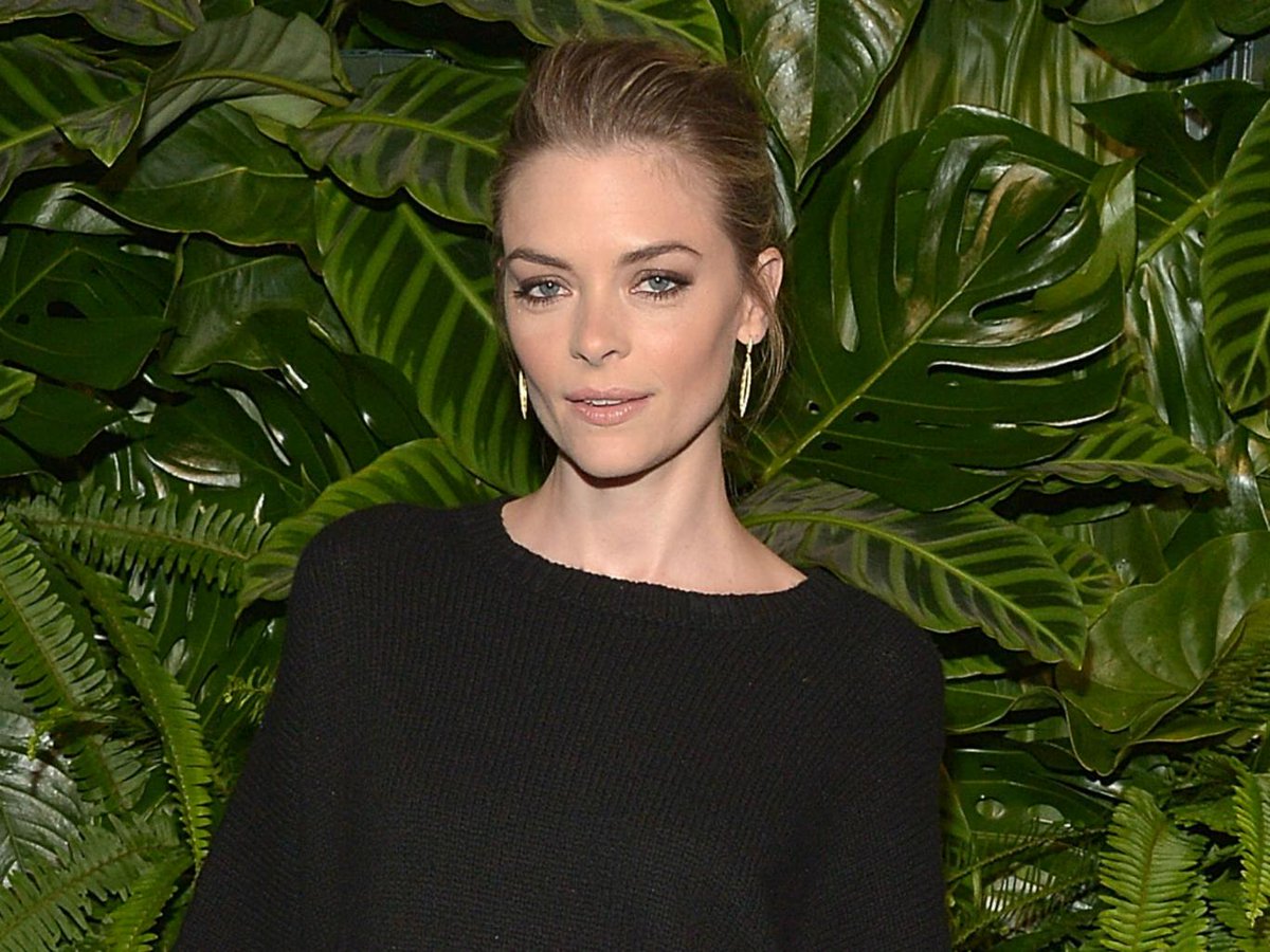 RT @TheIndyPeople: Jaime King has claimed she was abused as a child https://t.co/tyGCy6iq3N https://t.co/mpqi2ZPmSm