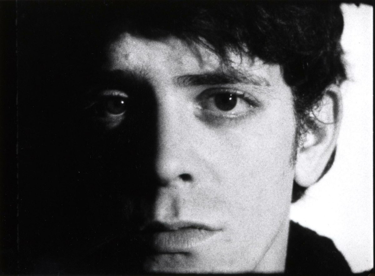 RT @LouReed: Lou Reed was born on March 2, 1942 in Brooklyn, NYC. #HappyBirthdayLouReed https://t.co/ZClB3MY6rZ