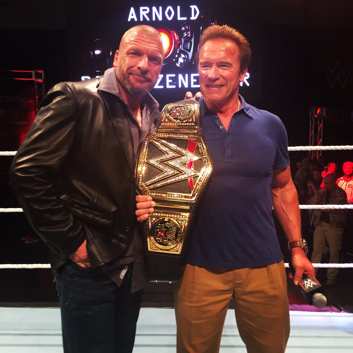 RT @TripleH: There is only one @Schwarzenegger...
Great Q+A with @WWENXT at #NXTArnoldClassic. @ArnoldSports https://t.co/J4G4truYM5