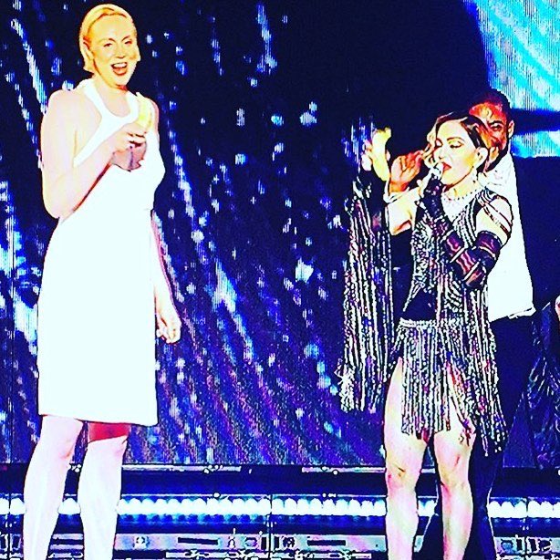 Brienne of Tarth‼️ tonights Unapologetic Bitch in Sydney! I might not recover!! You are the SHIT!❤️ #rebelhearttour https://t.co/mwUAt9nRUg