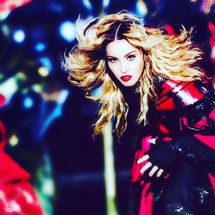 Sydney was Iconic! ????❌????❗️one more show to GO!! Thank you Rebel❤️fans! For all your support! ❤️#rebelhearttour https://t.co/YVWkCTZpdS