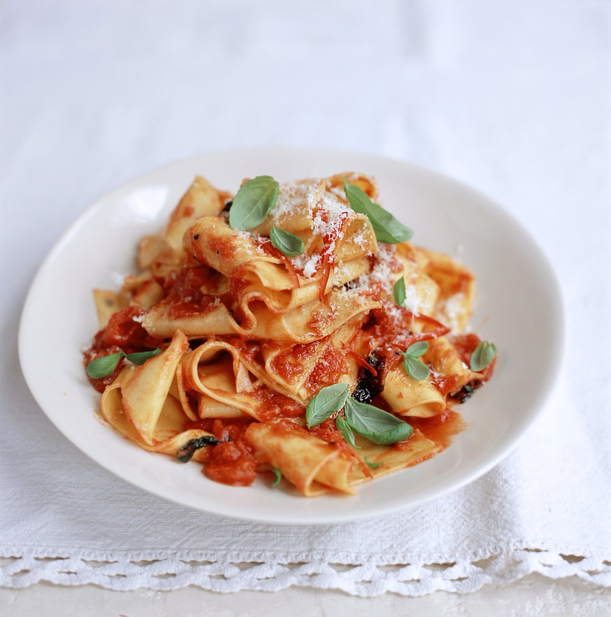 #RecipeOfTheDay - This tomato sauce may be simple, but boy does it taste special! https://t.co/4sXNMJUbpr https://t.co/imdiN7ksnu