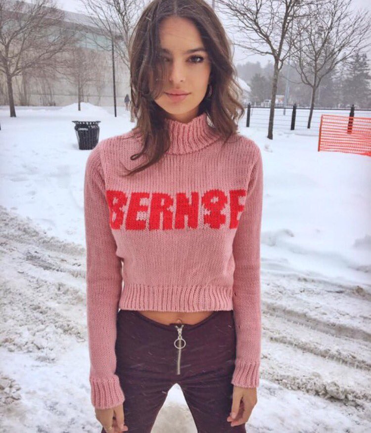 Burnin' up for #Bernie ...& getting this sweater! #IAmBernie #WeThePeople #VoteTogether #TimeForChange #BeTheChange https://t.co/4cLnOOLwhK