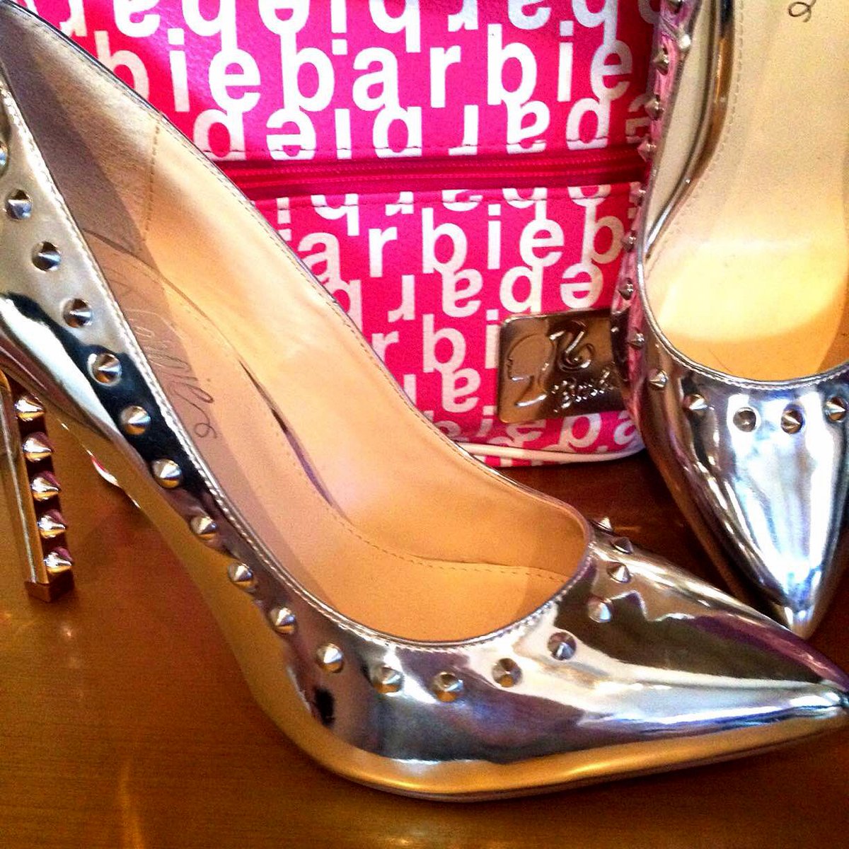 RT @FergieFootwear: Come on @Barbie let’s go party. #fergie #barbie #barbieshoes #barbiebirthdaybash #partyshoes https://t.co/qAvchwnAEm ht…