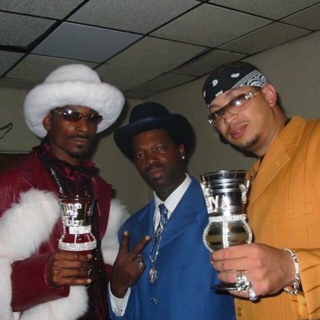 2004. P. https://t.co/zpSKQK61Zx