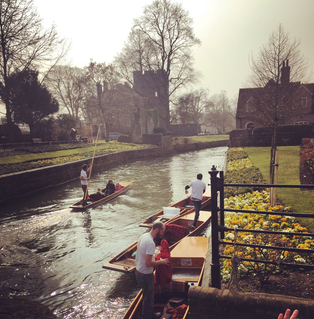 Pretty day out in Kent today ❤️ https://t.co/4erj4LqFG6