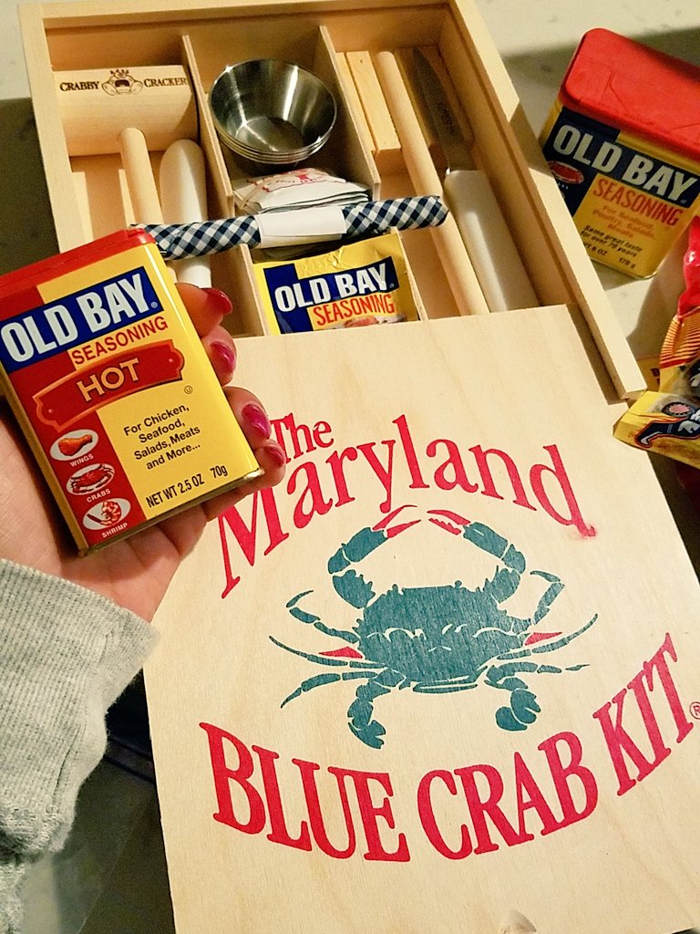 If you're a lover of Maryland Blue Crabs then you know how happy I am to receive this..  @OLDBAYSeasoning  ???????? https://t.co/hWUuCyon8F