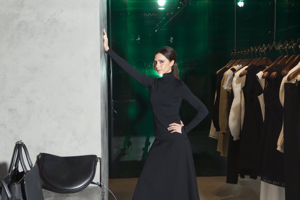 #VBHongKong is open for business!! I love u fashion bunnies x vb https://t.co/aHP7IdPcWh