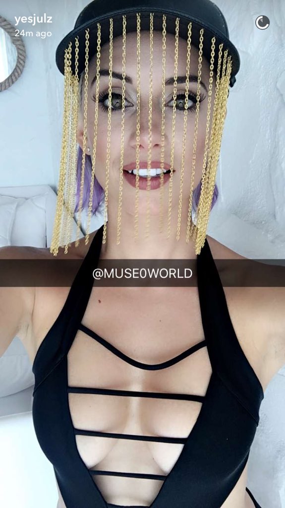 RT @Muse0World: @YesJulz doing a shoot in our @houseofmalakai hat available in store. Follow her on snapchat! https://t.co/KHaORanyyJ