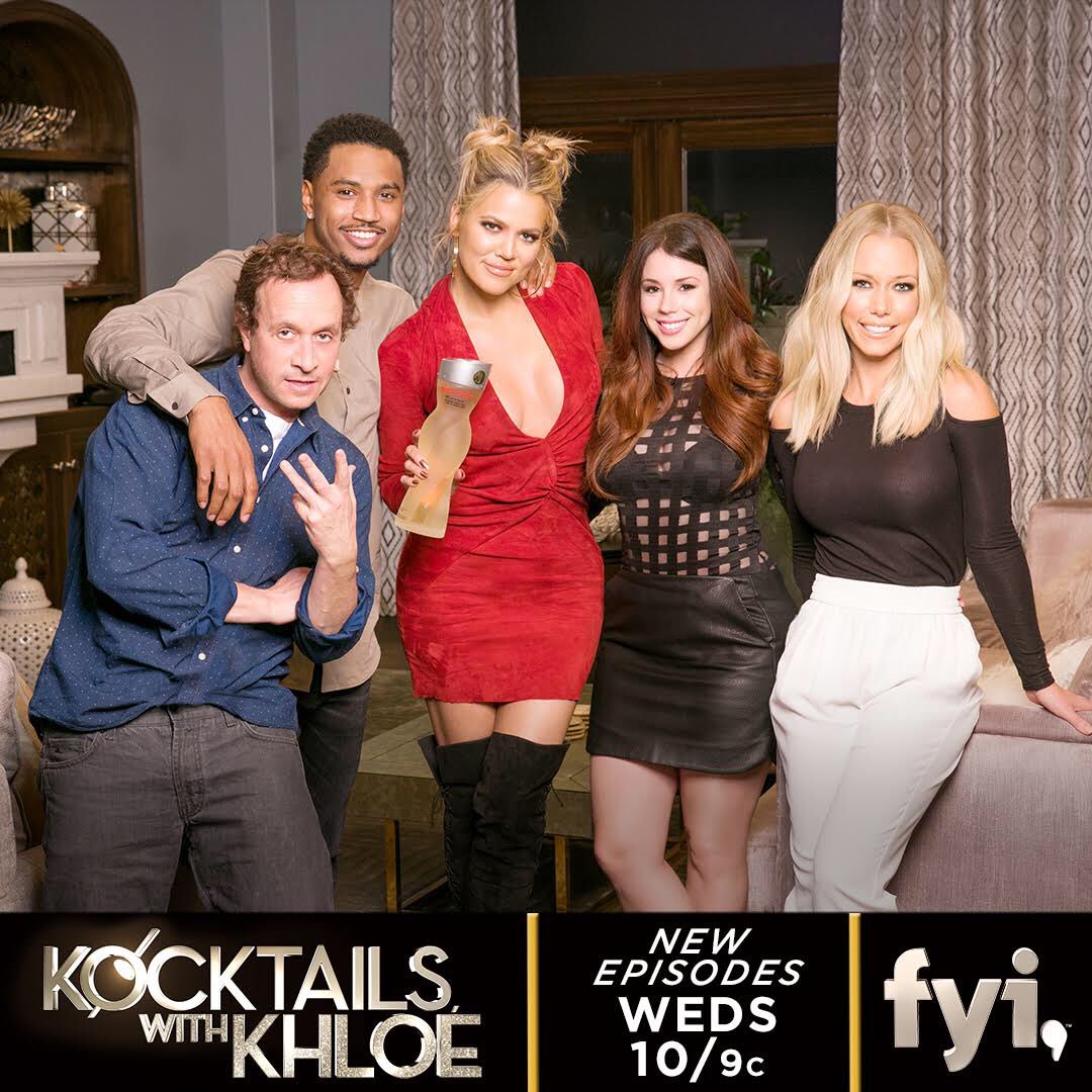 You guys ready for #KocktailsWithKhloe?? https://t.co/p6oPELAhrJ