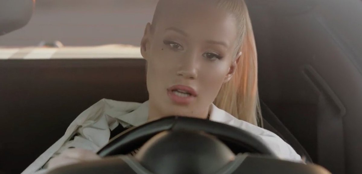 RT @Vevo: Are you with the #TEAM? Watch the new video for @IGGYAZALEA's banger: https://t.co/DWBLLNhvEA https://t.co/ZCpMRaHVZt
