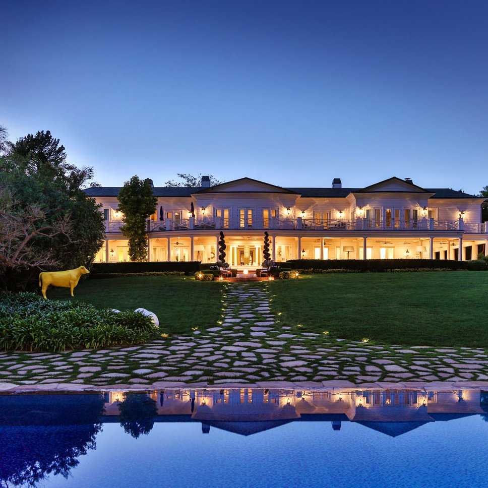 RT @hiltonhyland: Maison Du Soleil, one of the most magnificent LA estates -- $88M @WilliamsRomito @allafurman_ https://t.co/VQtMy7QMpd