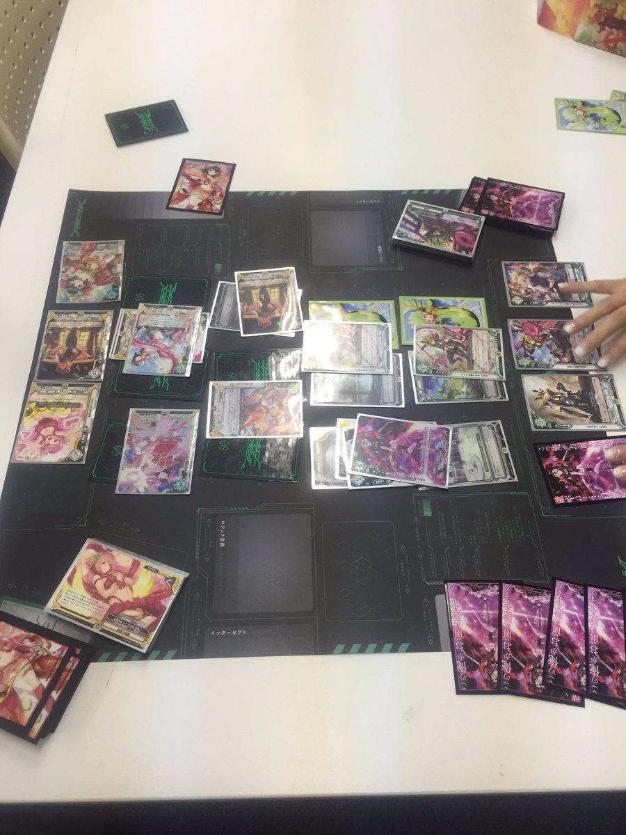 傲岸不遜オルガ、降臨!ロジックドライブで海玉姫を撃破!……した直後に海玉姫は痛いの痛いの飛んでけ!で手に戻る。強い! # 傲岸不遜オルガ、降臨!ロジックドライブで海玉姫を撃破!……した直後に海玉姫は痛いの痛いの飛んでけ!で手に戻る。強い! #