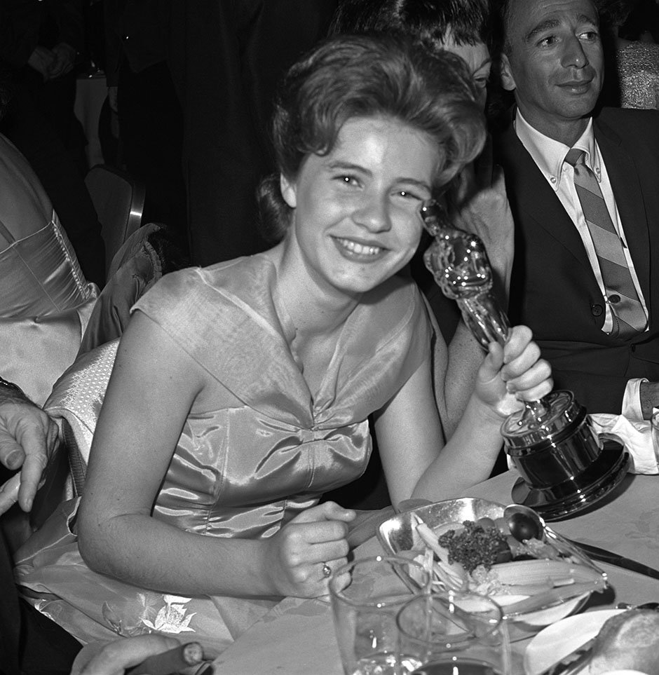 RT @TheAcademy: Thank you Patty Duke for all that you've given us. You'll be missed. https://t.co/iyF54D9wAT