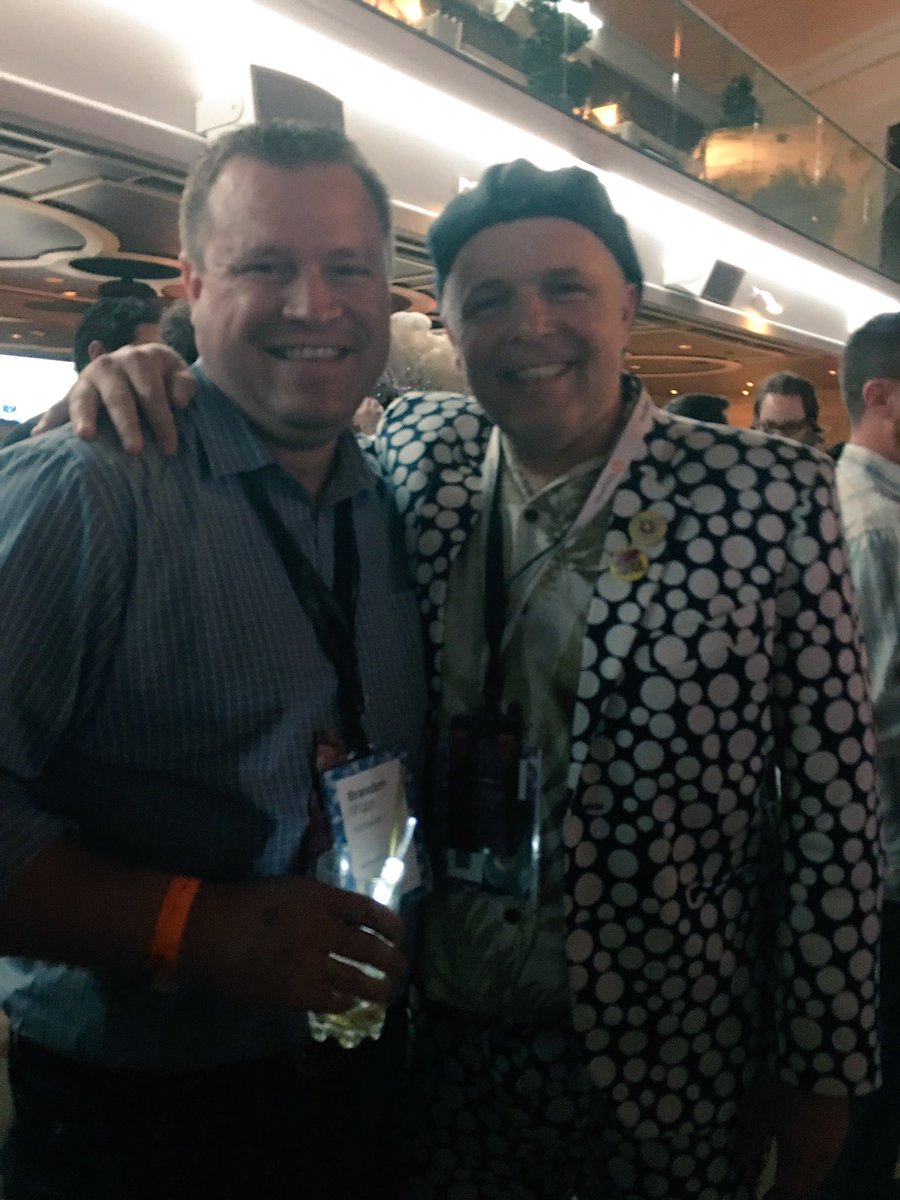 briggsbrandon: Looks like @jamesdhorne from @balanceinternet comes dressed in his @dotmailer dots. #PlatinumParty #MagentoImagine https://t.co/cRhEyt6NkH