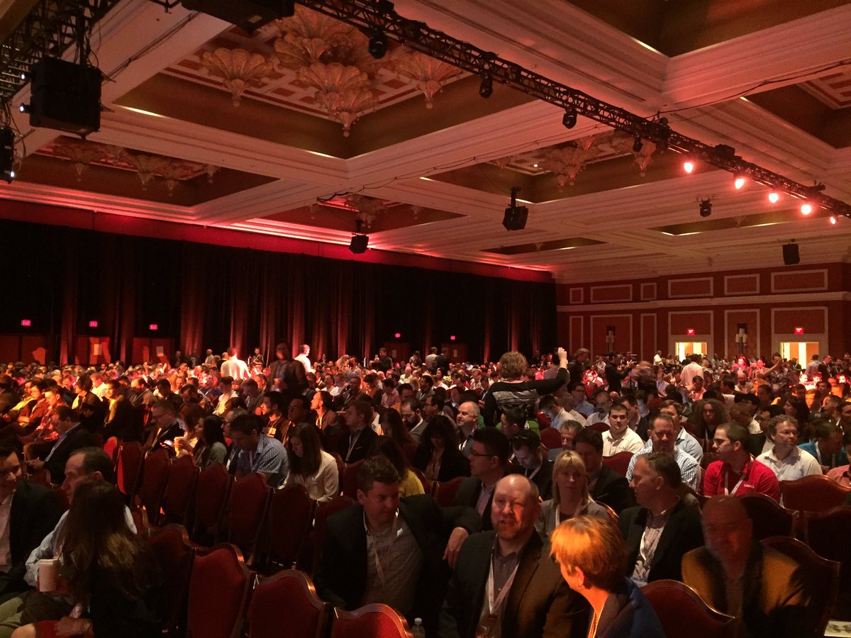 fusco_stephen: A packed room for Day 2 of #magentoimagine. What an amazing audience & intro! Lets get this started @PayPal4Business https://t.co/feuS6cYxAb