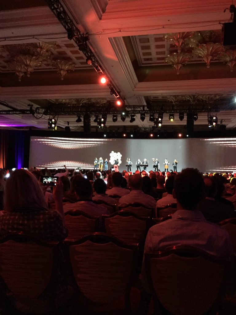 mattdion: Great tunes for the opening keynote! #magentoimagine https://t.co/hvEOyFM36x