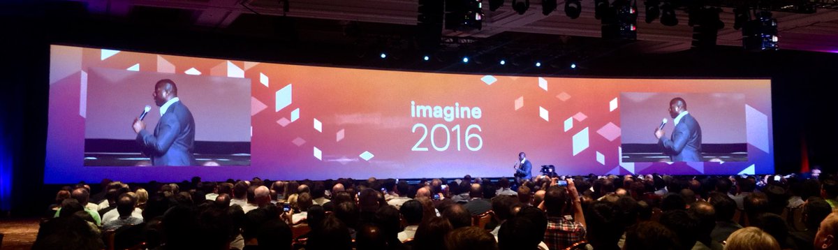 benmarks: Keynote speakers do it differently at #MagentoImagine.nn@MagicJohnson did his from the floor. https://t.co/ZYEpXdzYi0