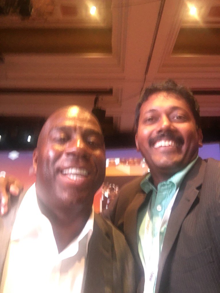 DCKAP: With @MagicJohnson @DCKAP #MagentoImagine https://t.co/gJ0o1mpUR6