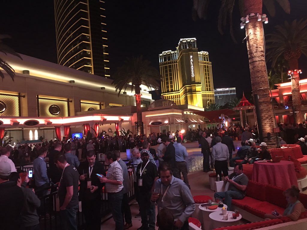 DCKAP: Just a sample #MagentoImagine Legendary night https://t.co/xHmFTyewpe