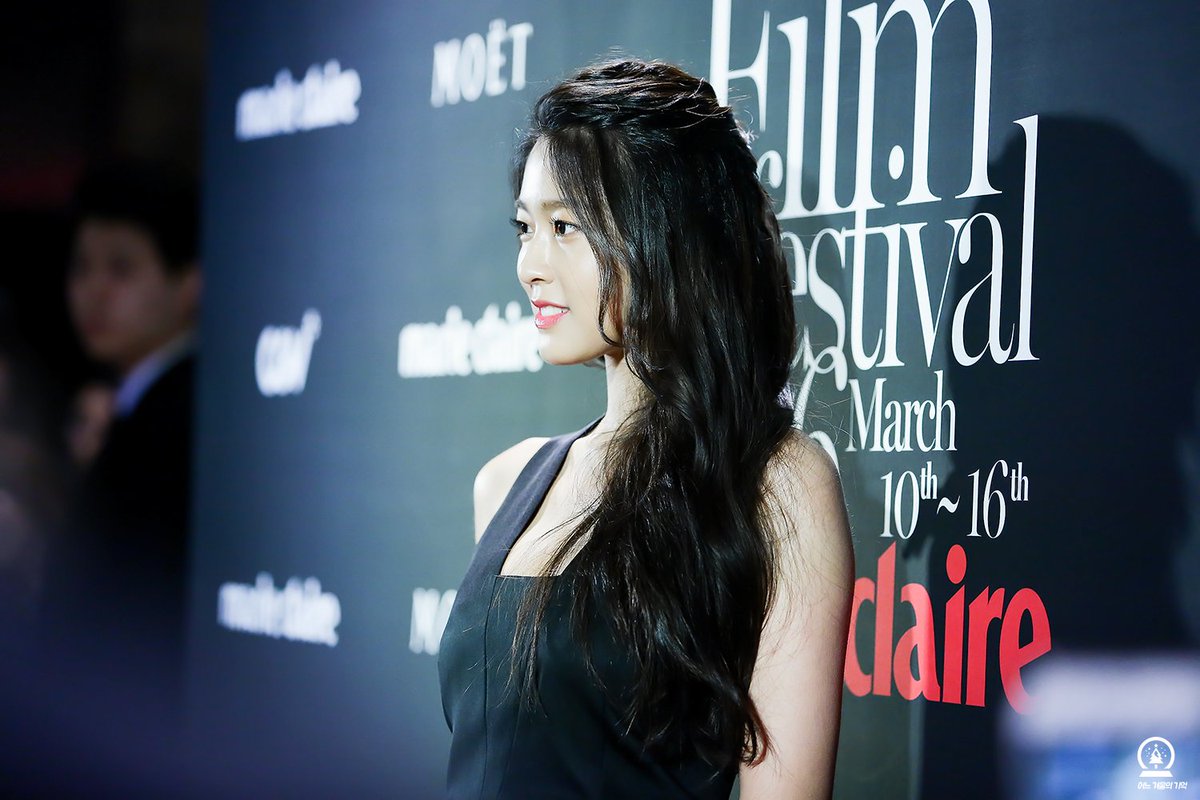 설현 AOA 사무엘 안중근 지민 에이오에이 유나 민아 SEOLHYUN 혜정 사뭴이 생각했는데 seolhyun_kr