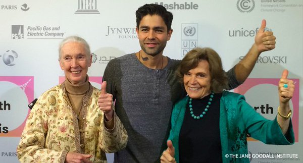 RT @SylviaEarle: Dr. #JaneGoodall, @adriangrenier & I are SERIOUS about #climatechange. Are you? #COP21 https://t.co/FKVvUKT6jN