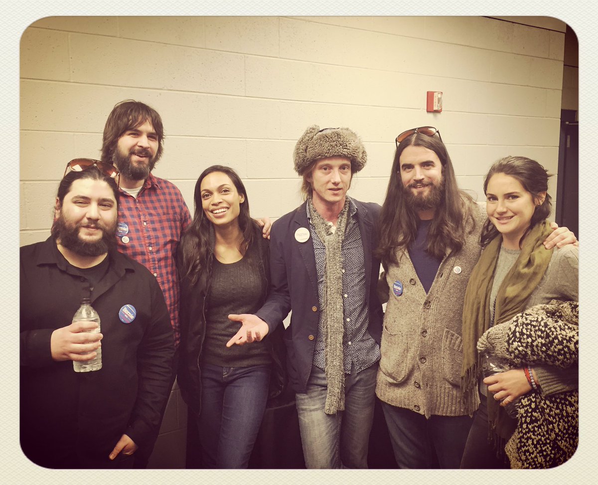 RT @Space_Raft: Had a blast supporting @SenSanders last night in Madison w/ @rosariodawson & @shailenewoodley Bern takes MKE tonight https:…