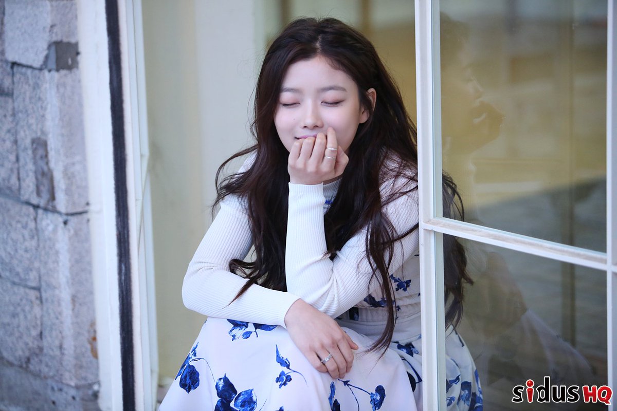 김유정 소설 감자 정두언 홍시영 박보검 구르미그린달빛 동백꽃에서 시사탱크 한다고 스킨푸드 문제 sidushq_ent