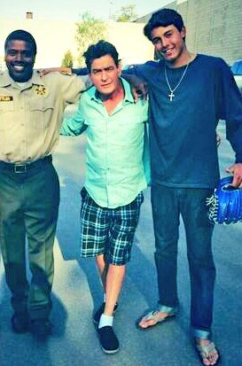 RT @tonytodd32: .@connergreene  @charliesheen and I want to wish you a very Happy 21st bday. #MLB @BlueJays https://t.co/ouwKXMPZWF
