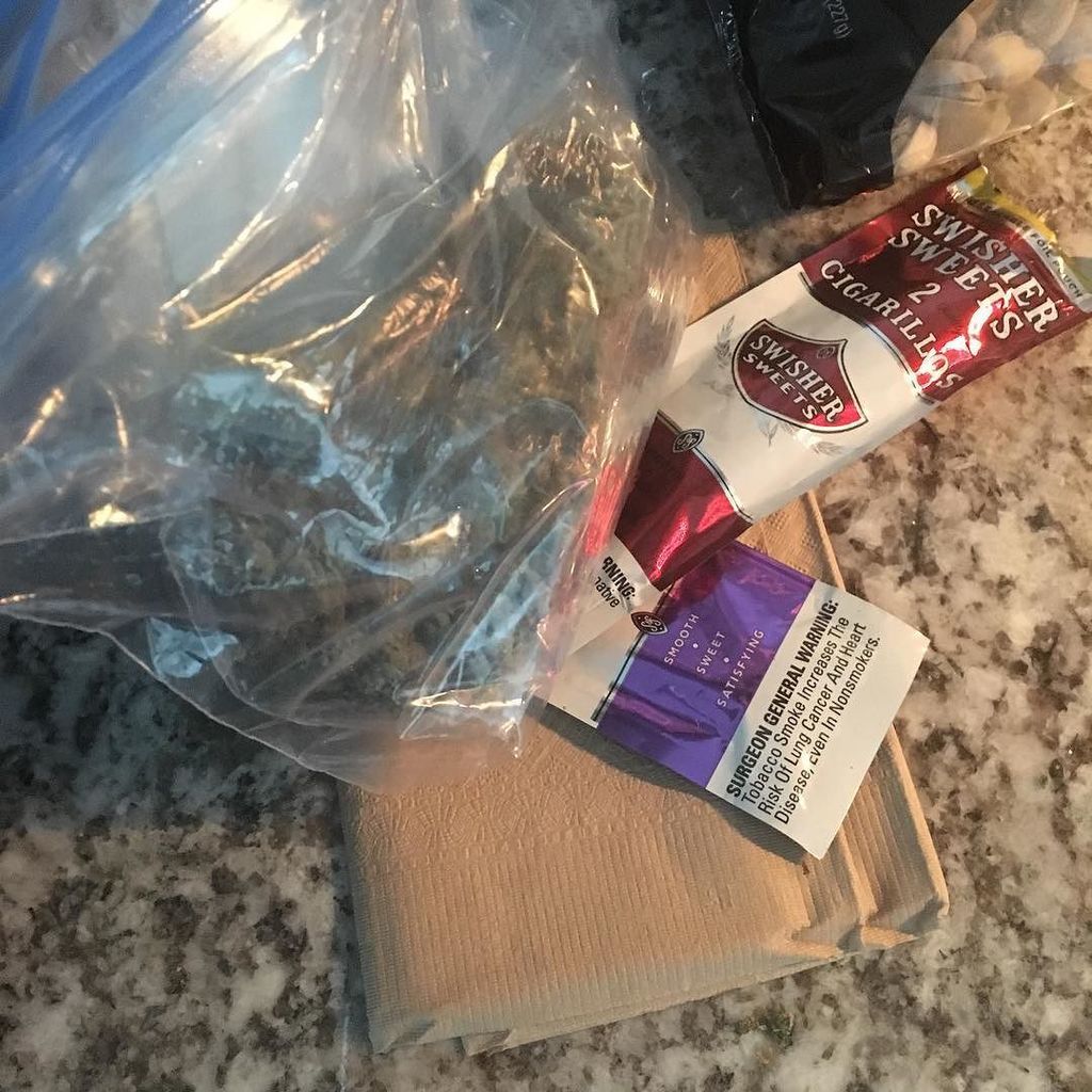 420 https://t.co/w7XYbdM2Pv