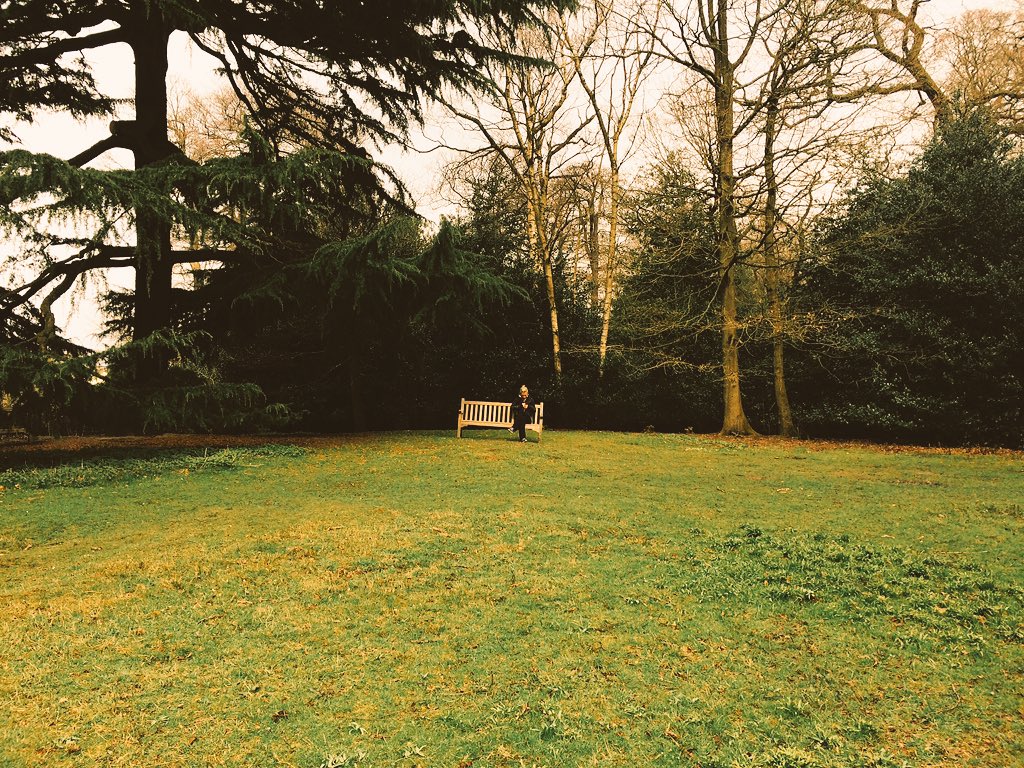 RT @rickygervais: Jane, just chillin' in the garden with all her friends. https://t.co/UmsxrPfLfS
