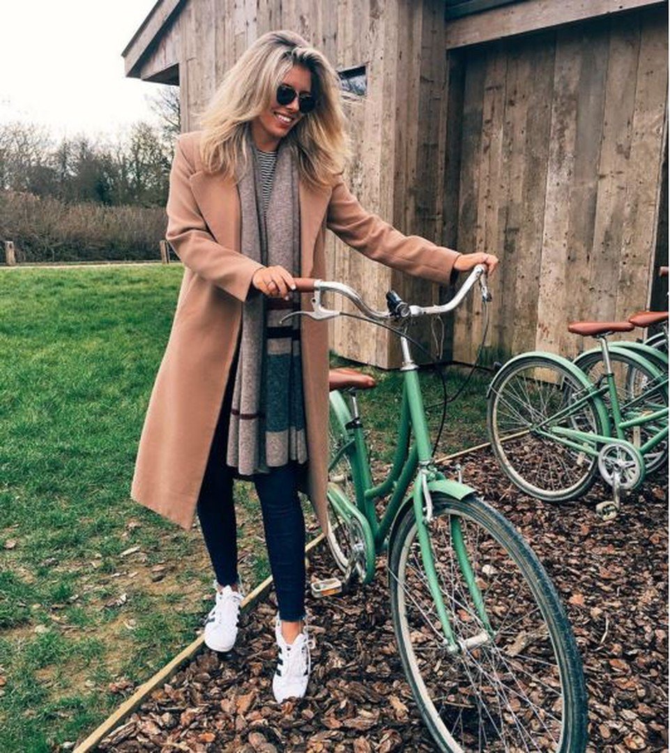 RT @Missguided: This babe @Tashoakley in our best-seller camel coat is JUST ???????? Grab yours now https://t.co/vFOpH35dlV https://t.co/2QGdbaxc…